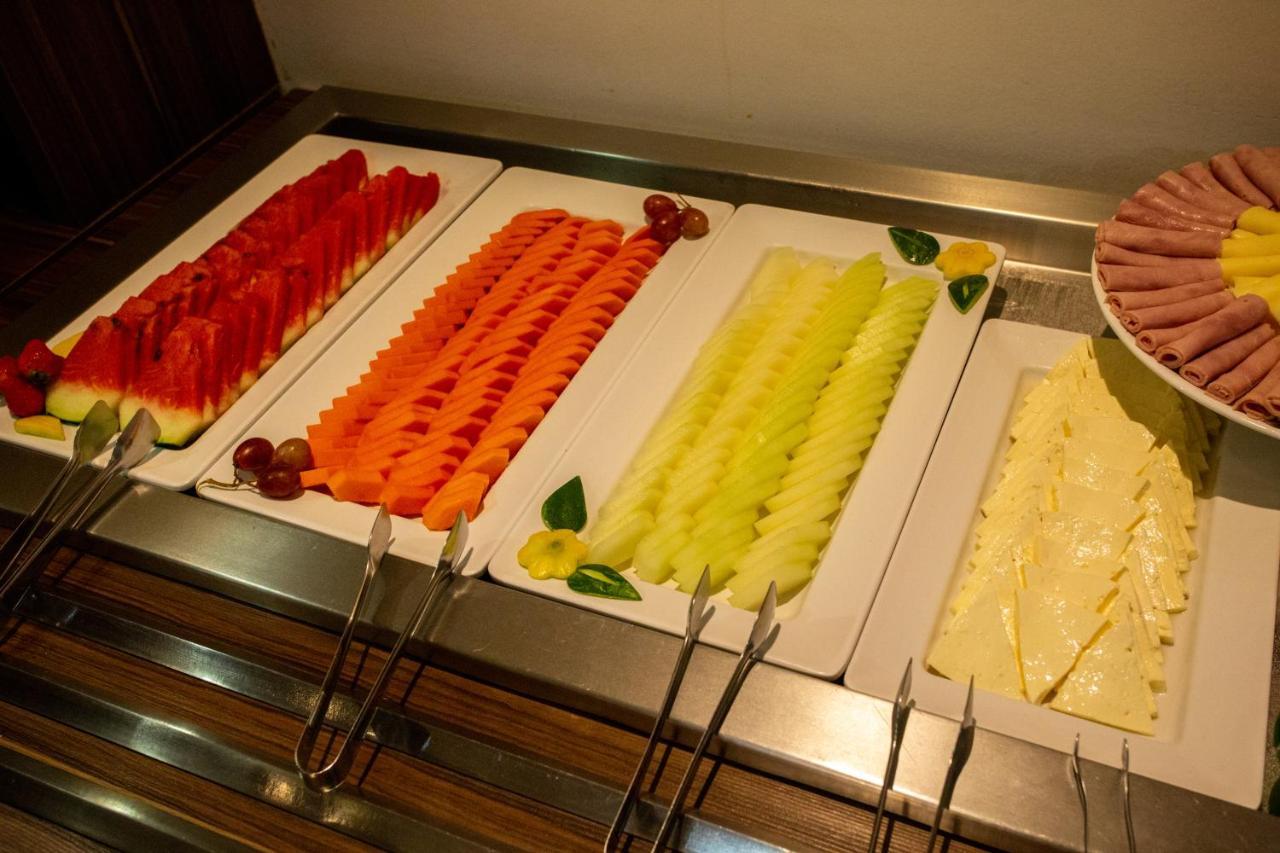 Carlton Plaza Torre Hotel Araxá Kültér fotó